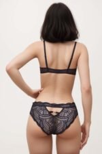 wired-and-paded-lace-bra-set-black - Image 2